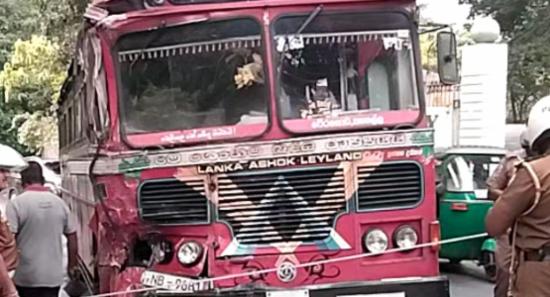 21 Injured from Bus Collision in Galigamuwa